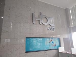 LOGO EM LETRA CAIXA INOX ESCOVADO Inox Escovado Personalizado - S/ Iluminação    