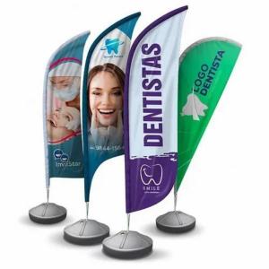 Wind Banner Kit Completo M  2.50m x 0.65m Dupla-Face 4x4 - Colorido Frente e Verso   